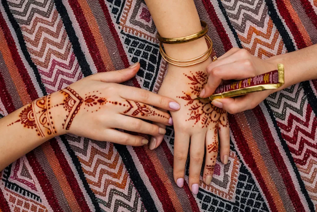 Mehndi & Nail Combo Packages Now in Dubai